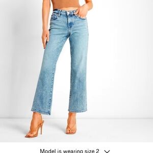 Express Low Rise Light Wash 90s Ankle Boot Jeans